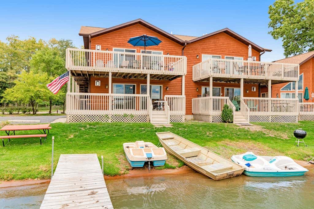 Thunderbird Resort Condo 1040E