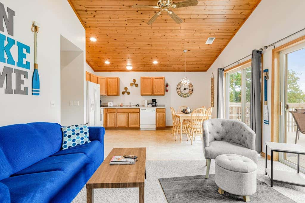 Thunderbird Resort Condo 1040E
