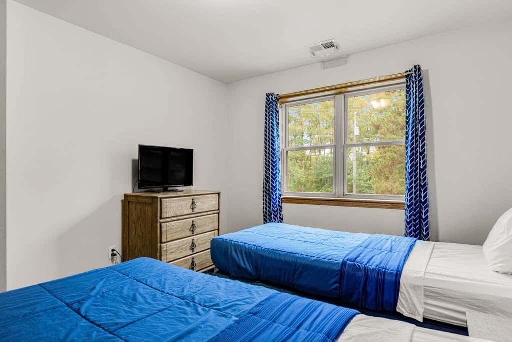 Thunderbird Resort Condo 1040E