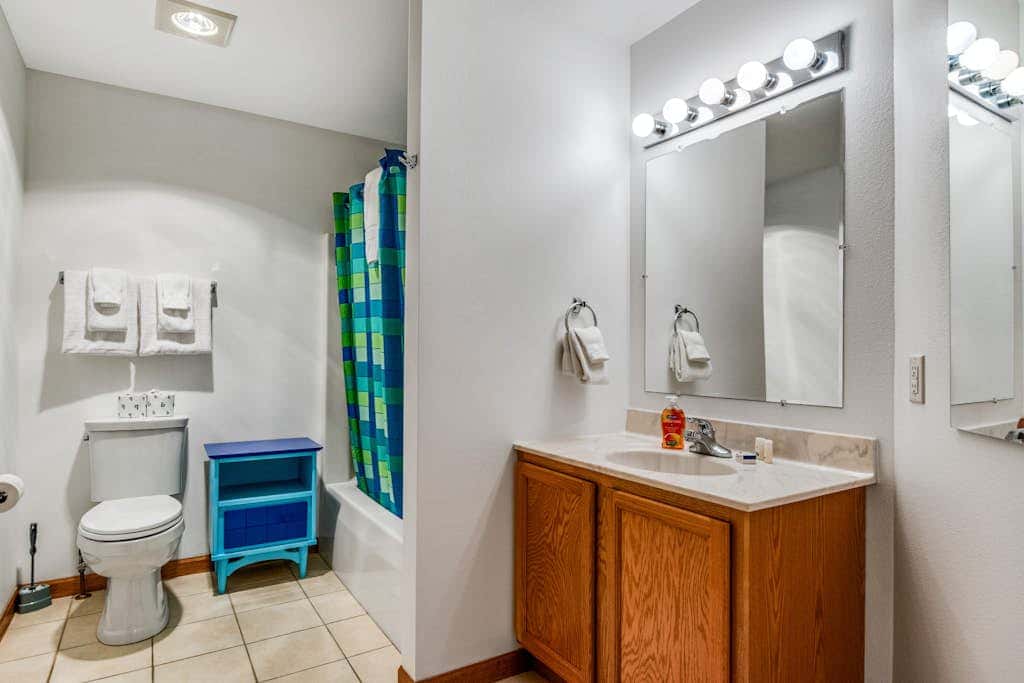 Thunderbird Resort Condo 1040D