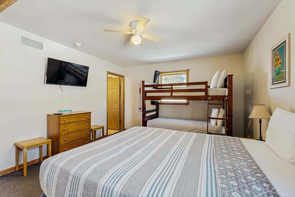 Thunderbird Resort Condo, Unit 1050A