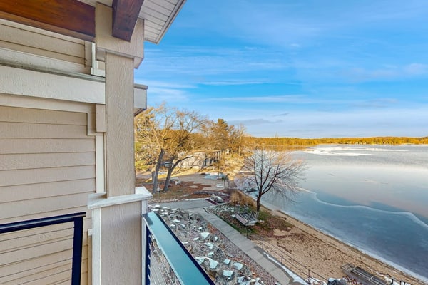 Lakefront condo at Delton Grand with pools & beach access