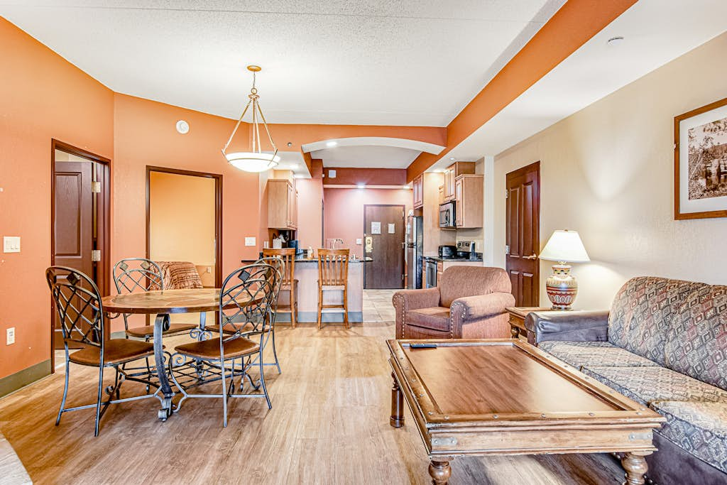 Chula Vista Condo 2645 & 2647 Full Property