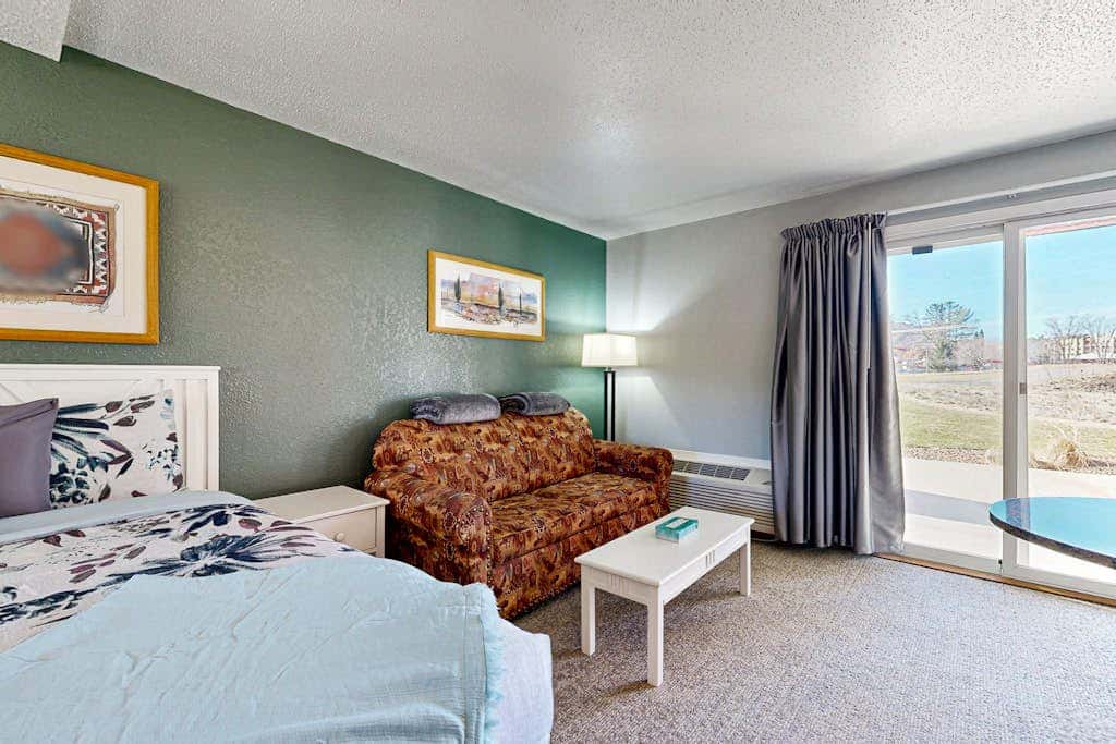 Chula Vista Villa 7114