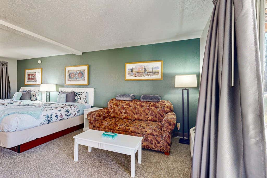 Chula Vista Villa 7114