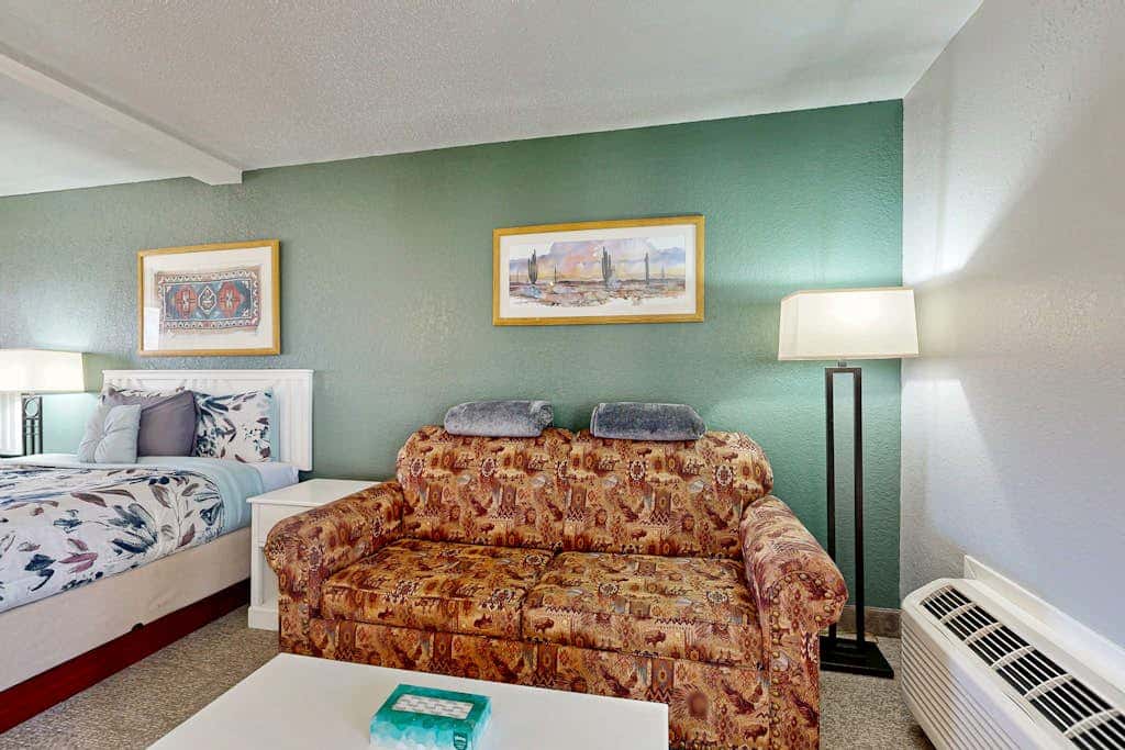 Chula Vista Villa 7114