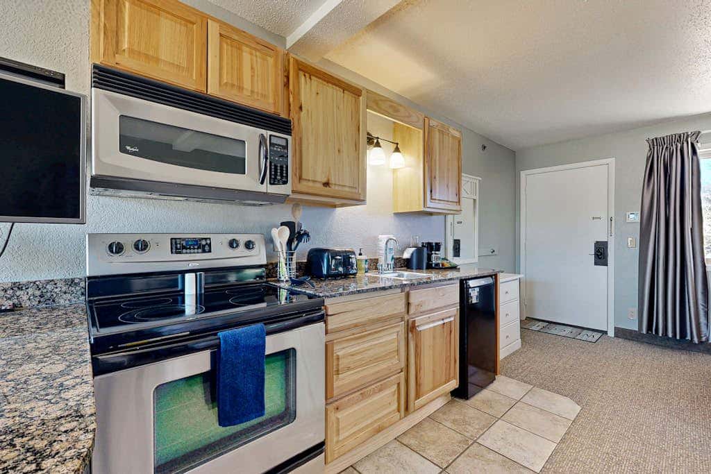 Chula Vista Villa 7114