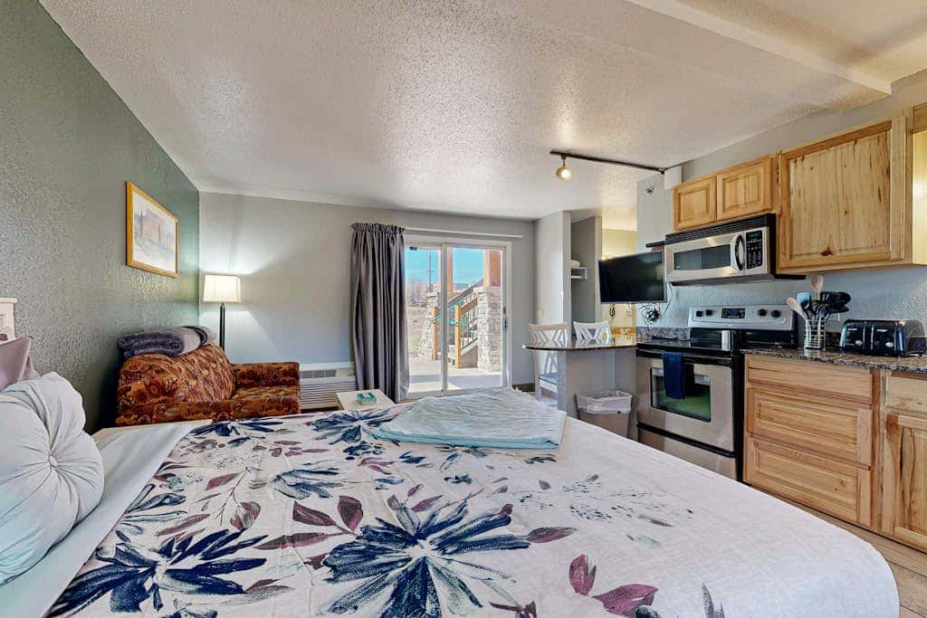 Chula Vista Villa 7114