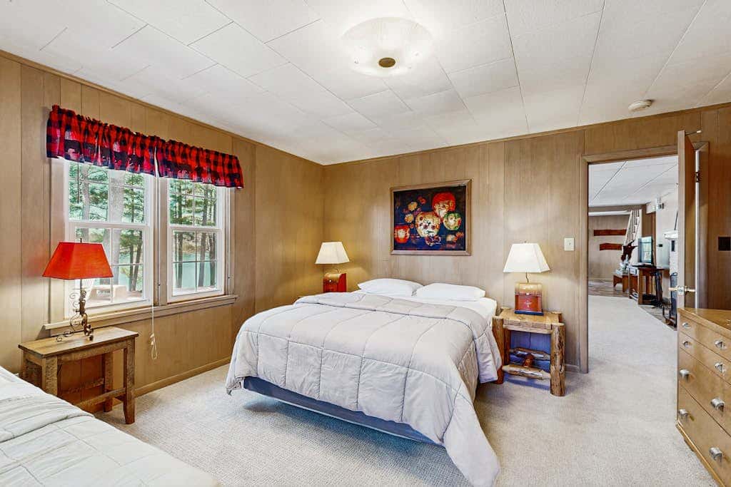 Roost Manor