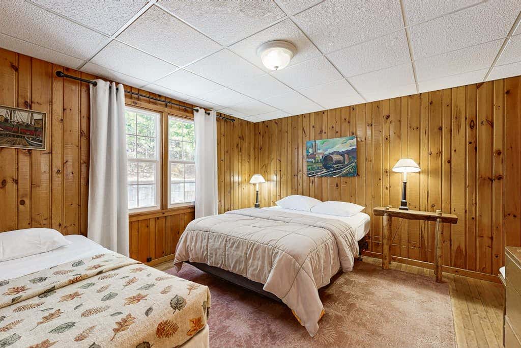Roost Manor