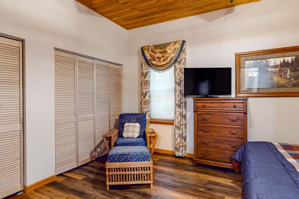Chippewa Retreat - Den