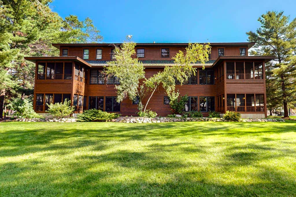Chippewa Retreat - Den