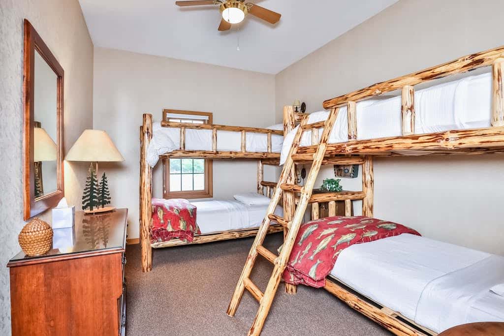 Chippewa Retreat - Lair