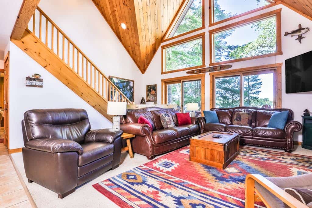 Lakefront retreat with two full kitchens, fireplaces, washer/dryer, & two docks