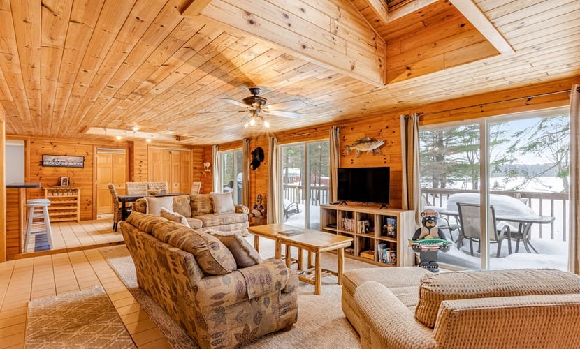 Lakefront, dog-friendly home with dock, kayaks, deck, & washer/dryer
