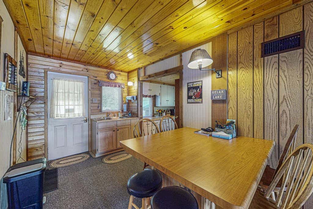 Catfish Cottage A