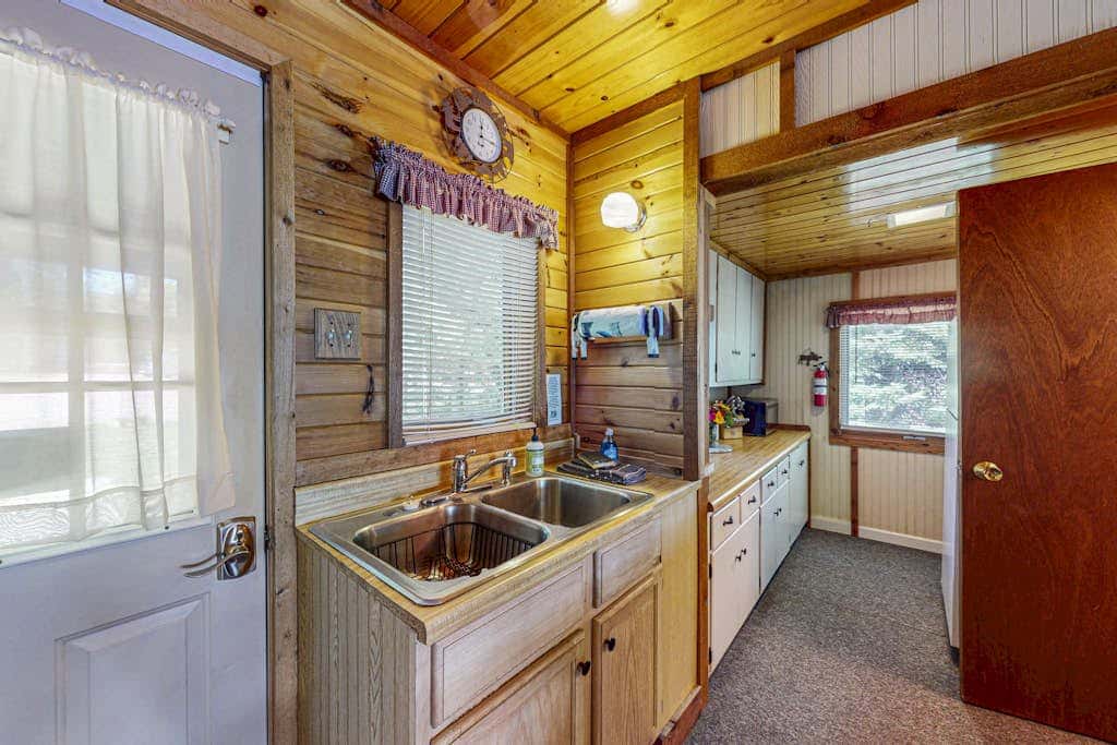 Catfish Cottage A
