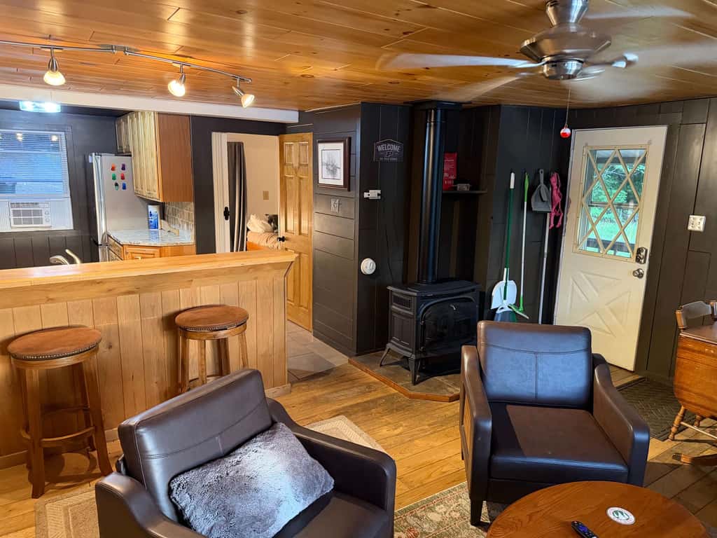 Blue Jay Cabin