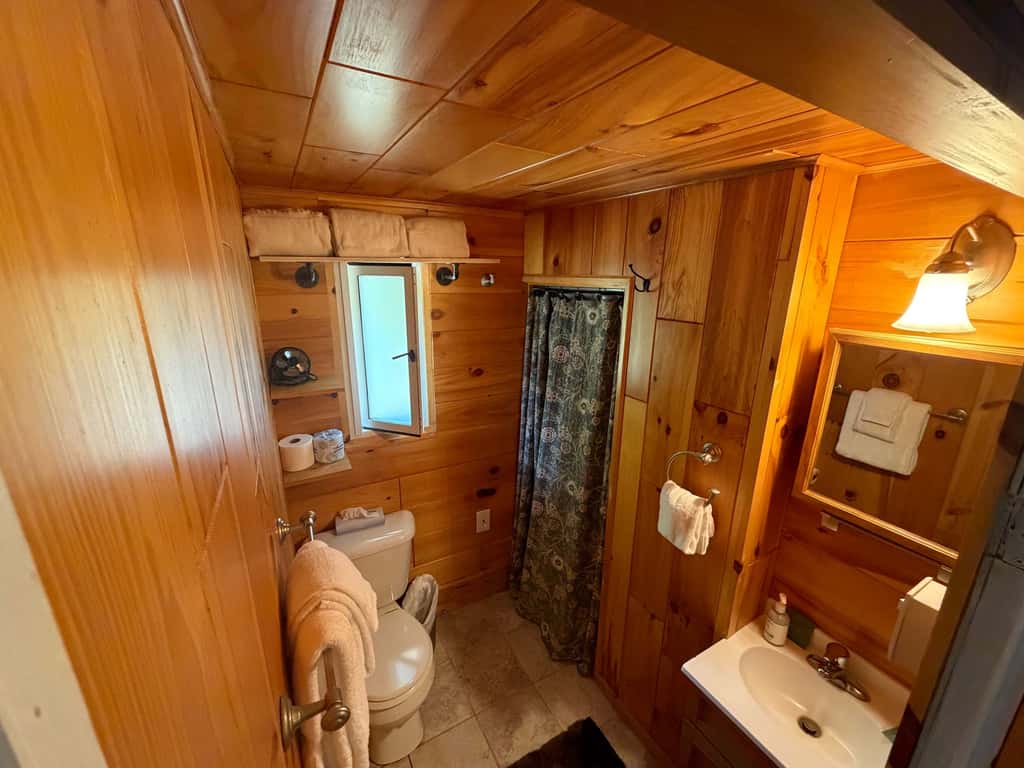 Blue Jay Cabin