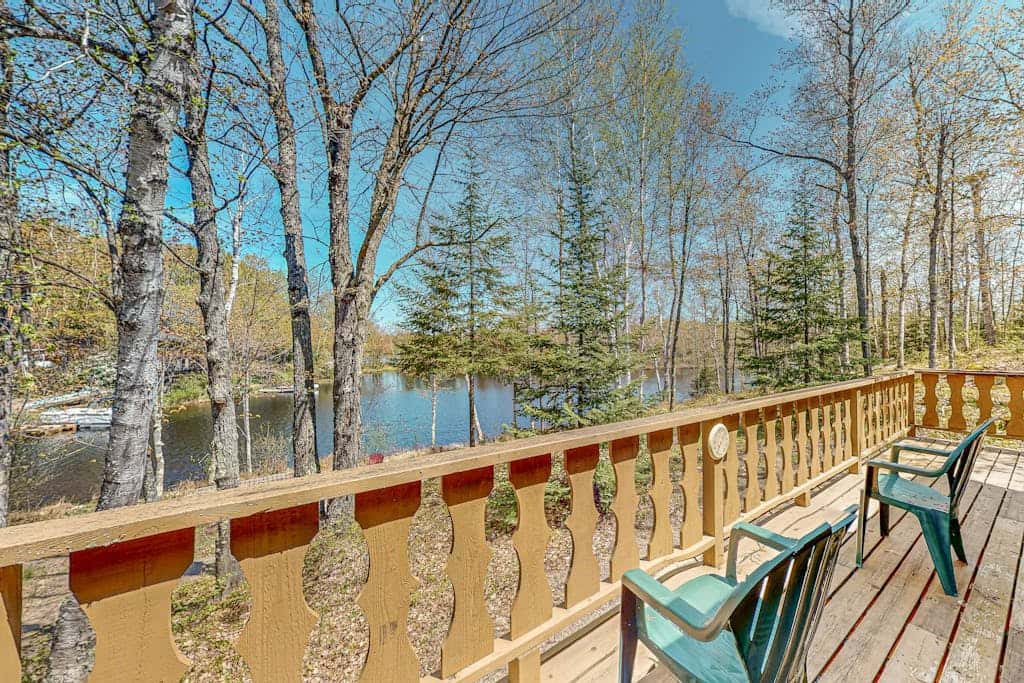 Bright Birch Cove