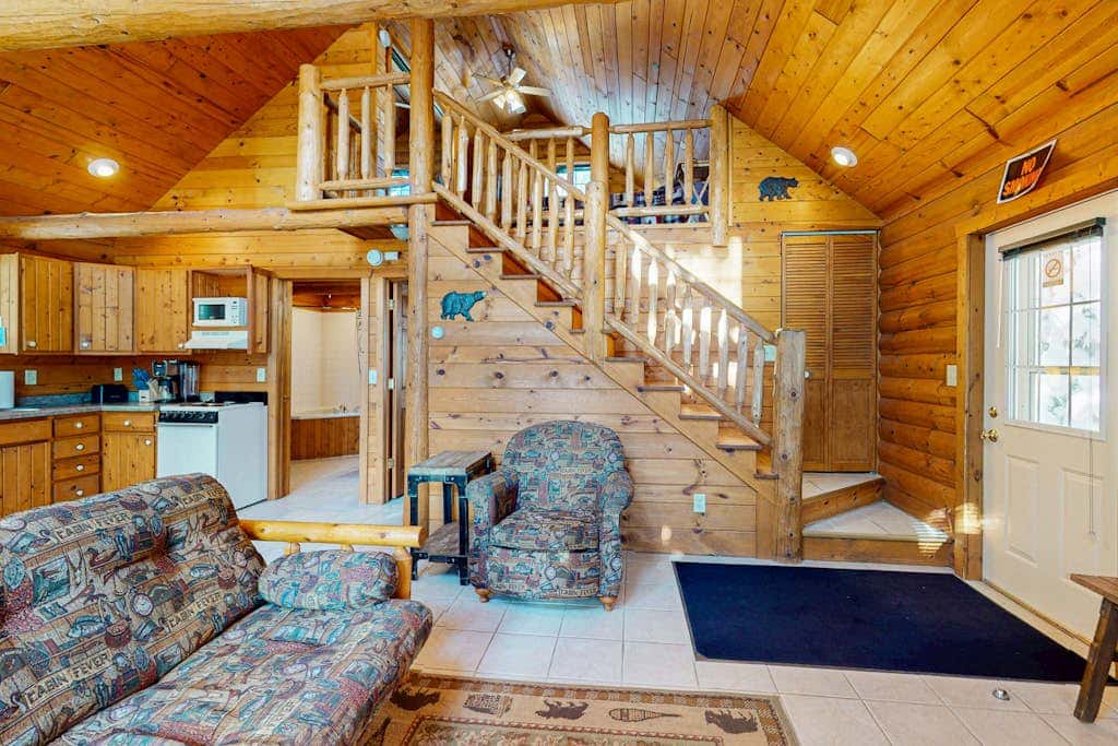 Balsam Ridge Cabin 1- Bear