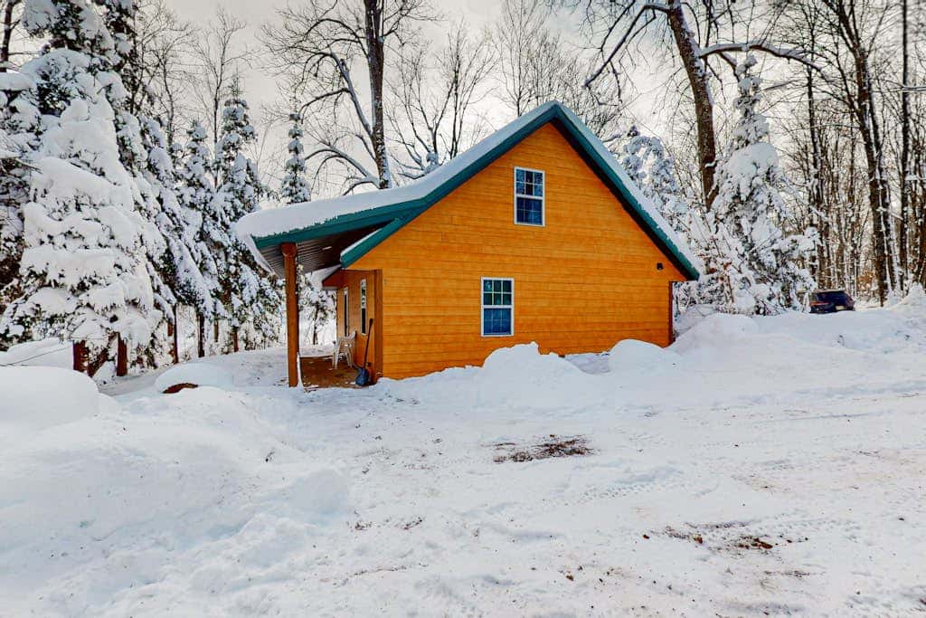 Balsam Ridge Cabin 1- Bear