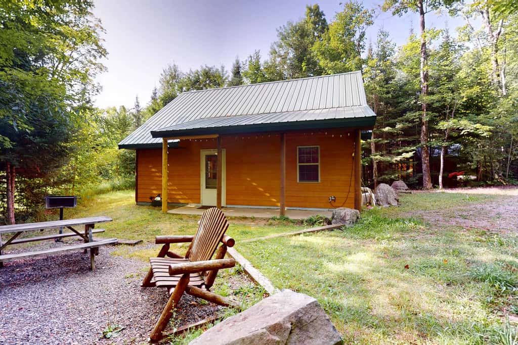 Balsam Ridge Cabin 1- Bear