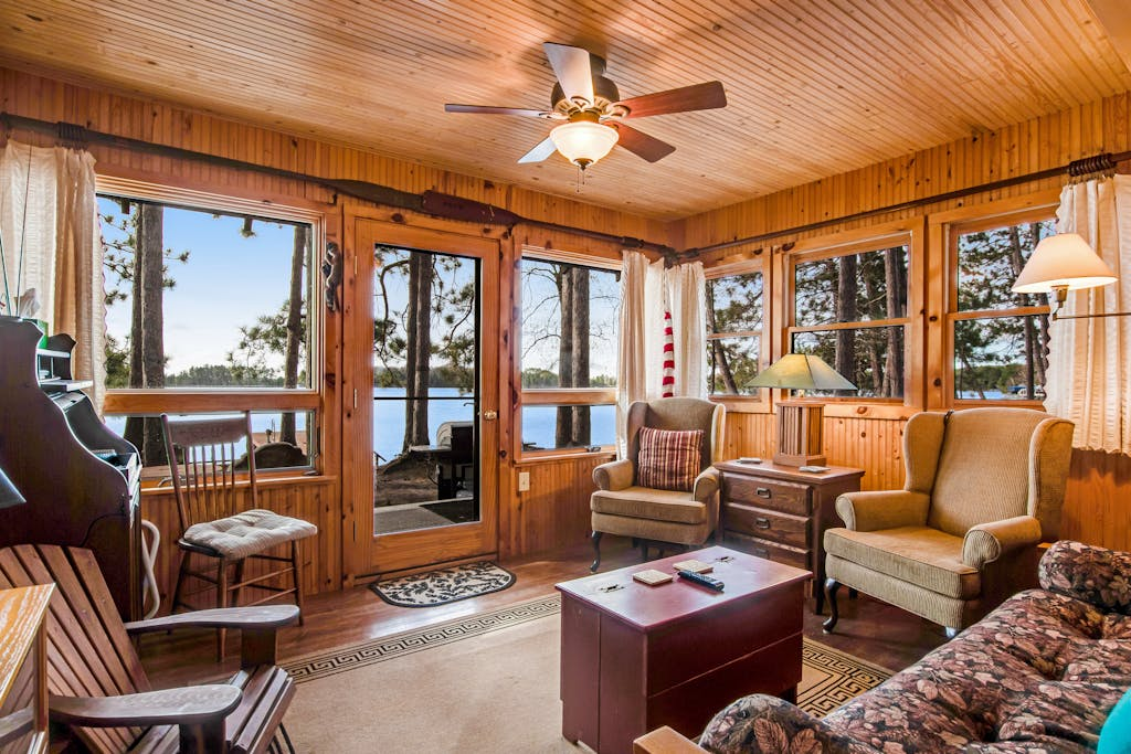 Bucky's PineIsle Retreat