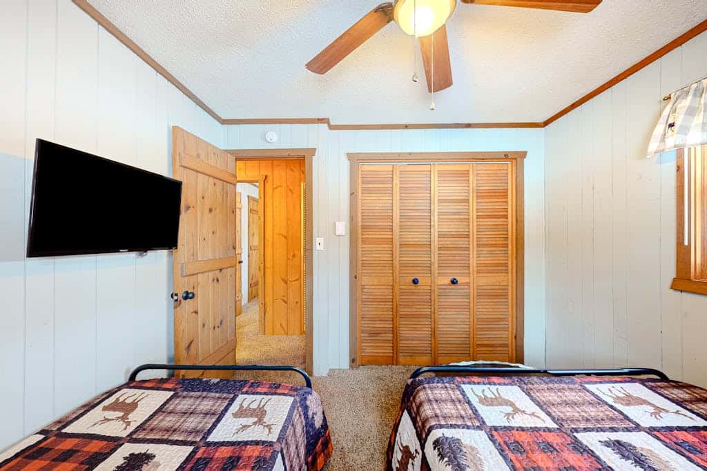 Paddle Inn on Buckskin Lake