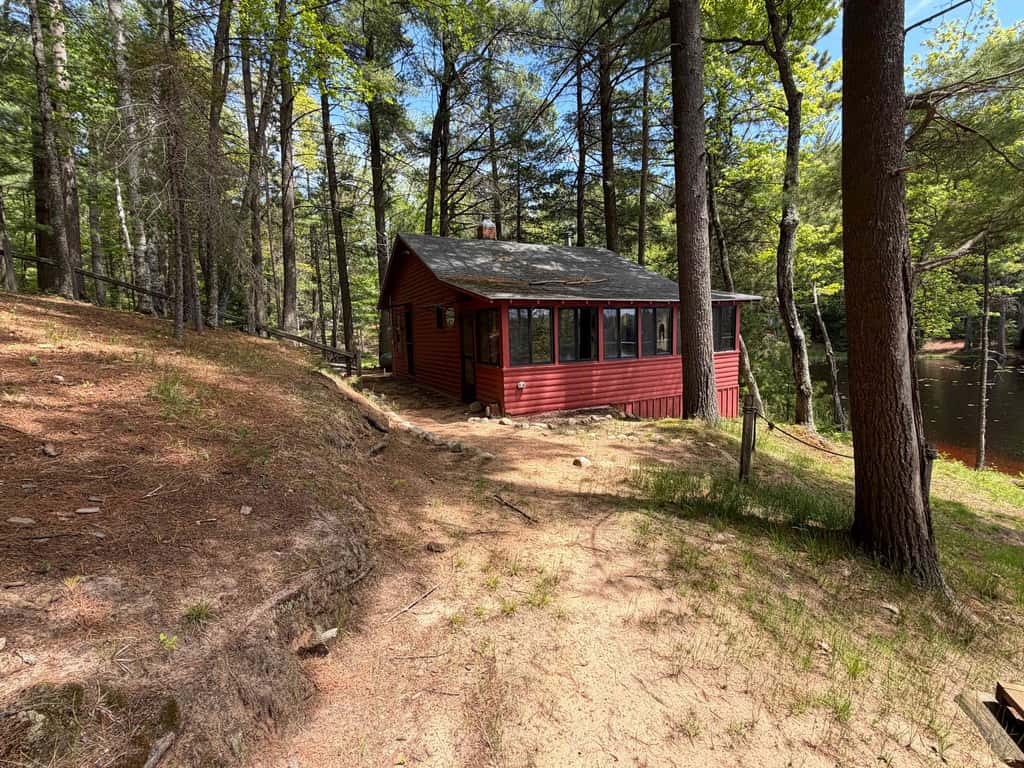 Little Red Lakeside Cabin