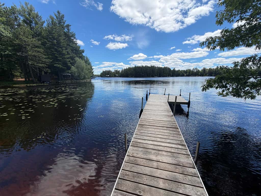 Little Red Lakeside Cabin