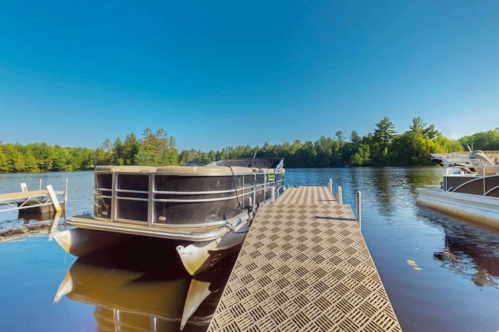 Three Cozy Cabins located on the Turtle Flambeau Flowage, great for all seasons!