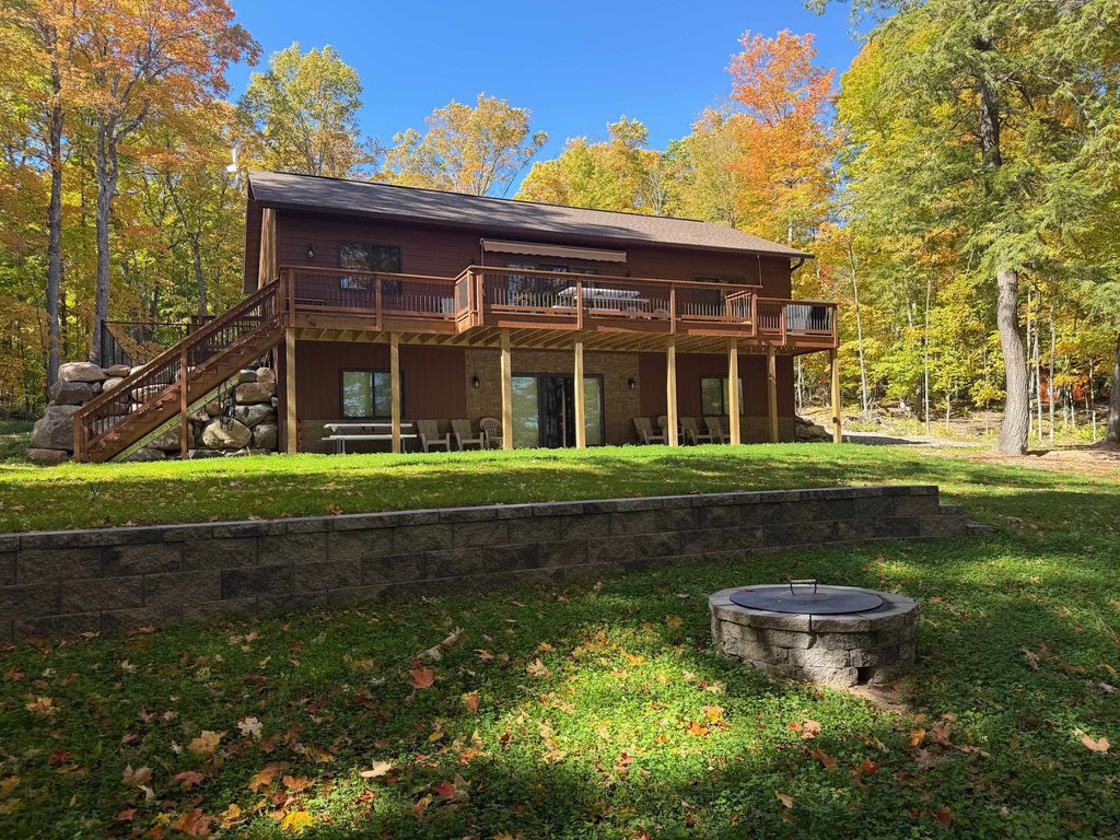 The Lake House on Sugar Maple
