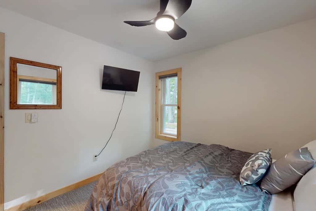 Sunrise Lodge