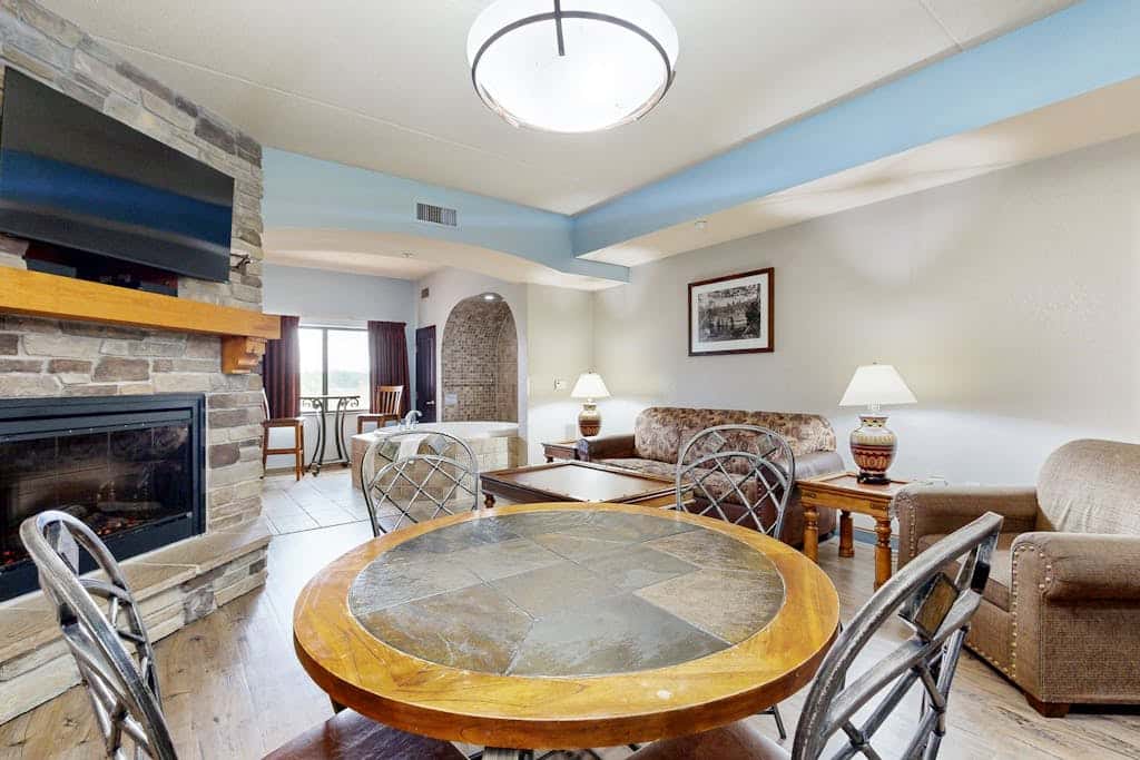 Chula Vista Condo 2344 & 2346 Full Property