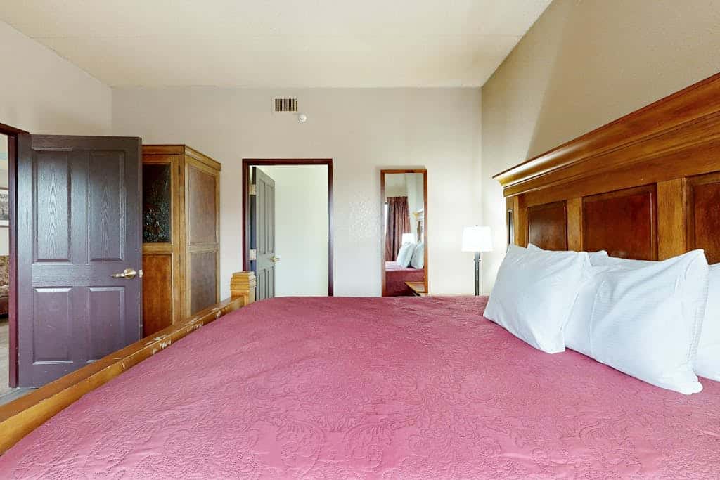 Chula Vista Condo 2344 & 2346 Full Property