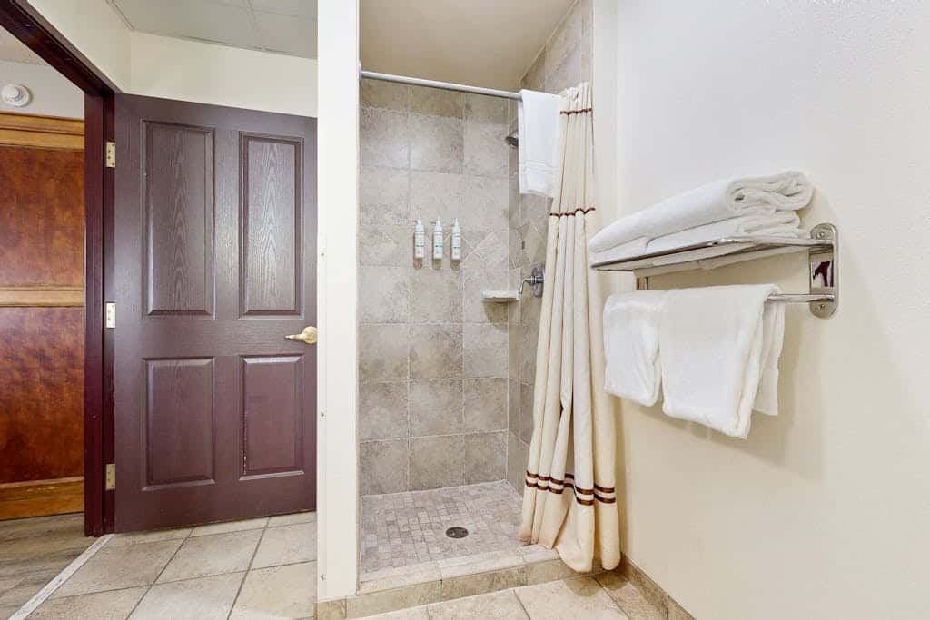 Chula Vista Condo 2344 & 2346 Full Property