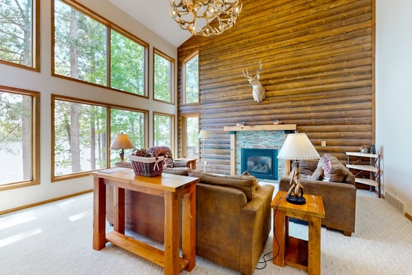 Picturesque Log Home with dock, fire pit, pool table, & WIFI