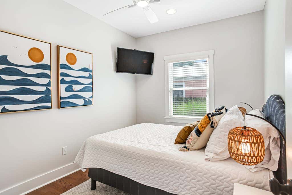 Rehoboth Beach - 37484 Washington St