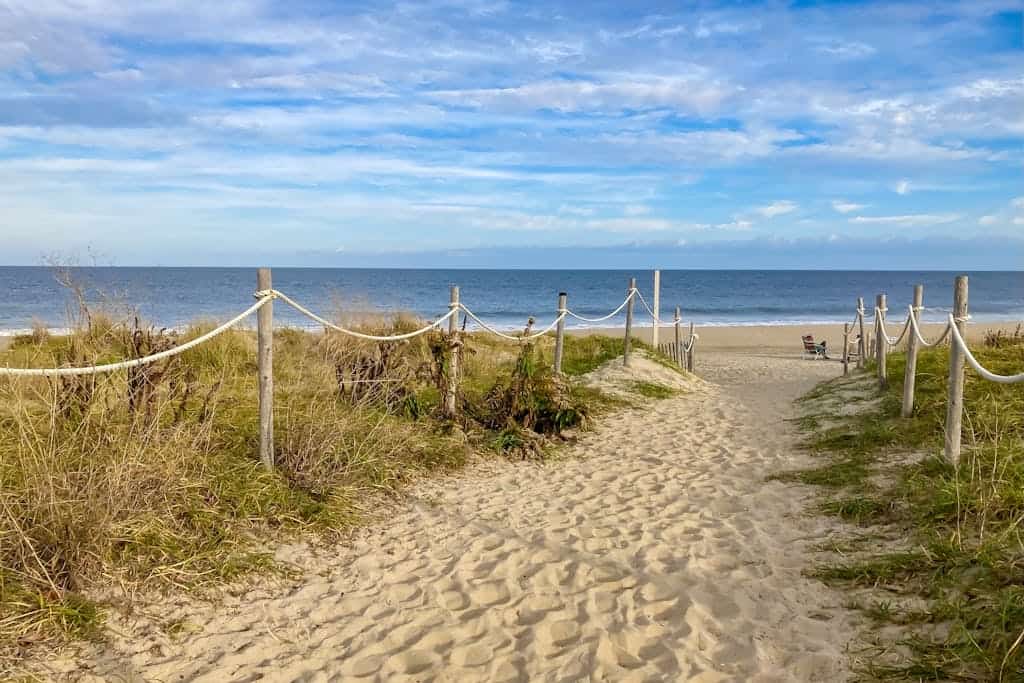 Town of Dewey Beach retreat with balcony & patio near the water - dog-friendly