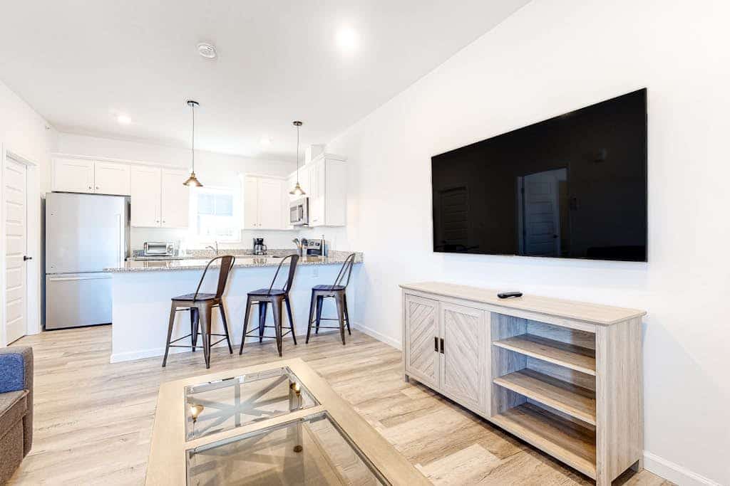 Rehoboth Beach House with washer/dryer & on-site pool & foosball - near golf