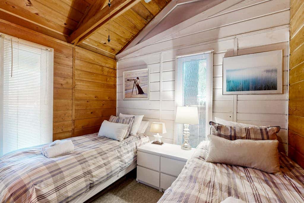 Dewey Beach - Rehoboth By The Sea - 102 Chicago St