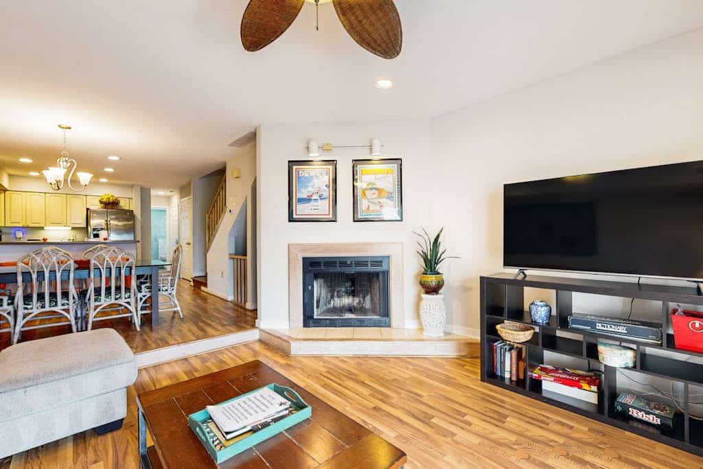 Oceans Reach pet friendly spacious condo with free WIFI