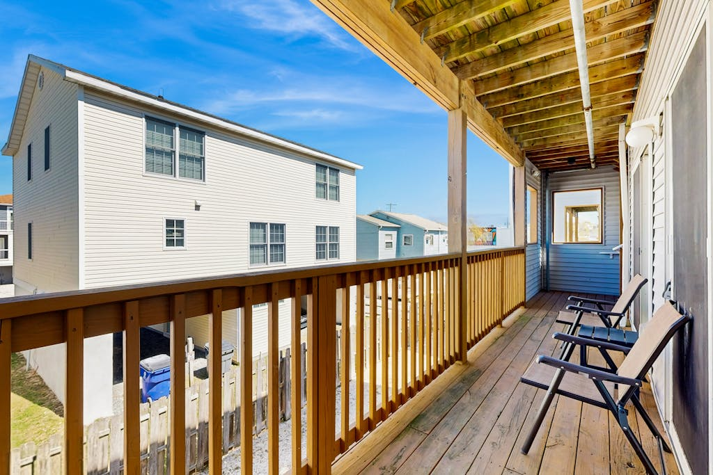 Rainbow Cove - 117 Dagsworthy St #C