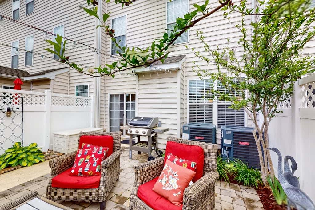 The Villages of Five Points - 17228 Chatham St