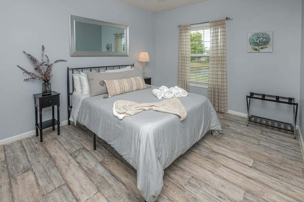 Villas at Bay Crossing - 34670 Villa Cir, Unit #2206
