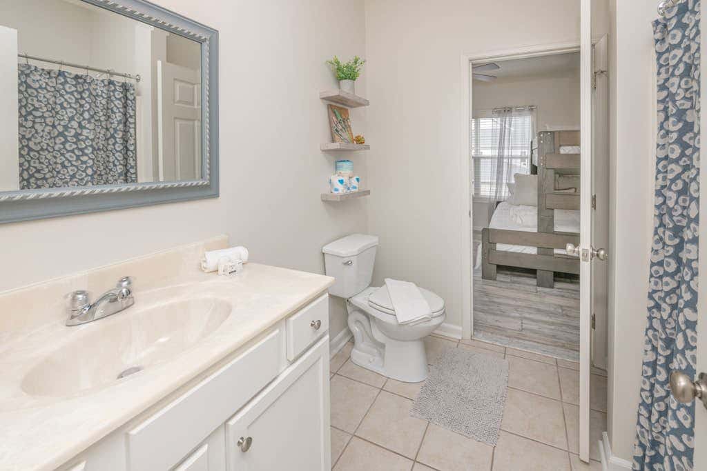 Villas at Bay Crossing - 34670 Villa Cir, Unit #2206
