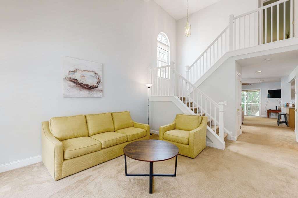 The Reserves of Nassau townhome w/shared pool, W/D & free WIFI