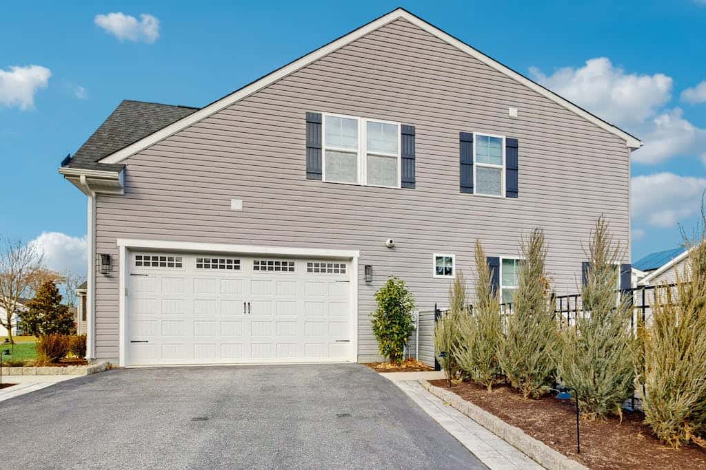 Grande at Canal Pointe - 41374 Gloucester Dr