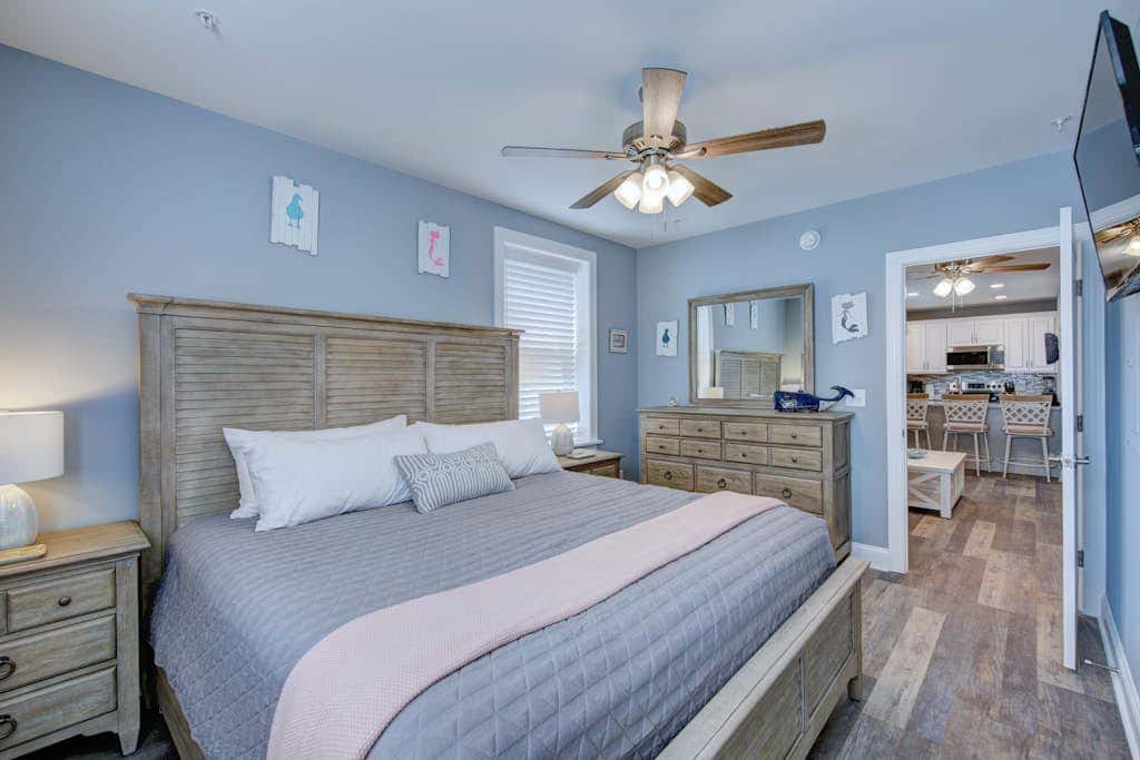 Town of Rehoboth Beach - 20D Baltimore Ave - The Henlopen